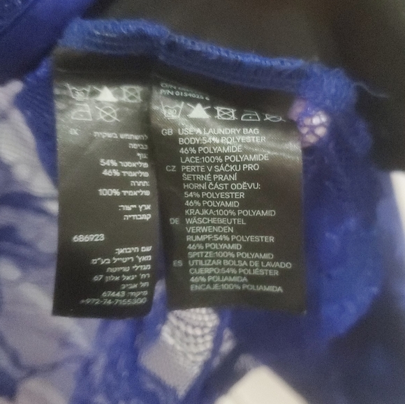 Blue & black lacy crop top cardigan with black lining in front and sleeves! - Picture 6 of 7